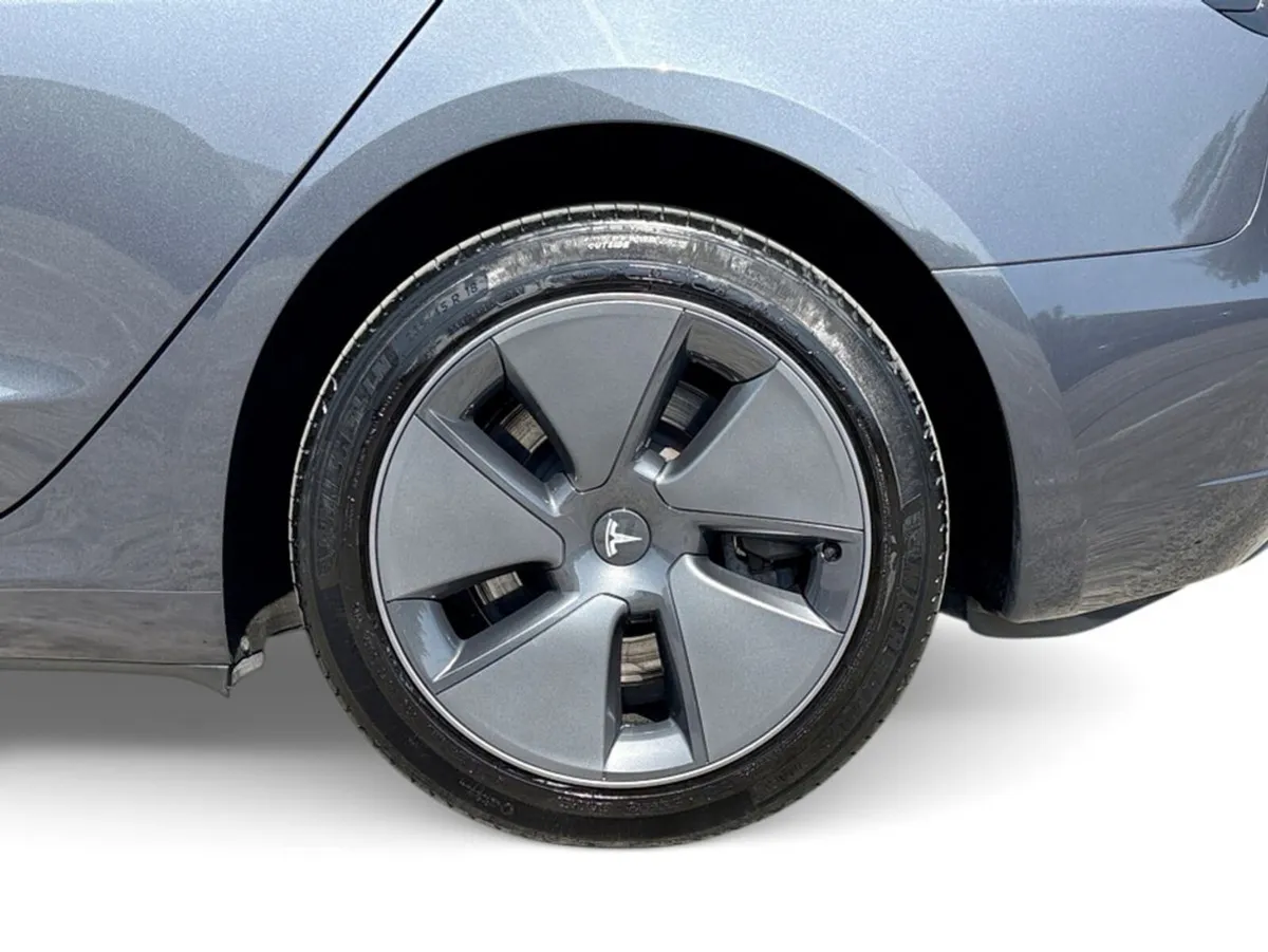 Tesla Model 3 LONG RANGE Rear wheel Drive - Image 5