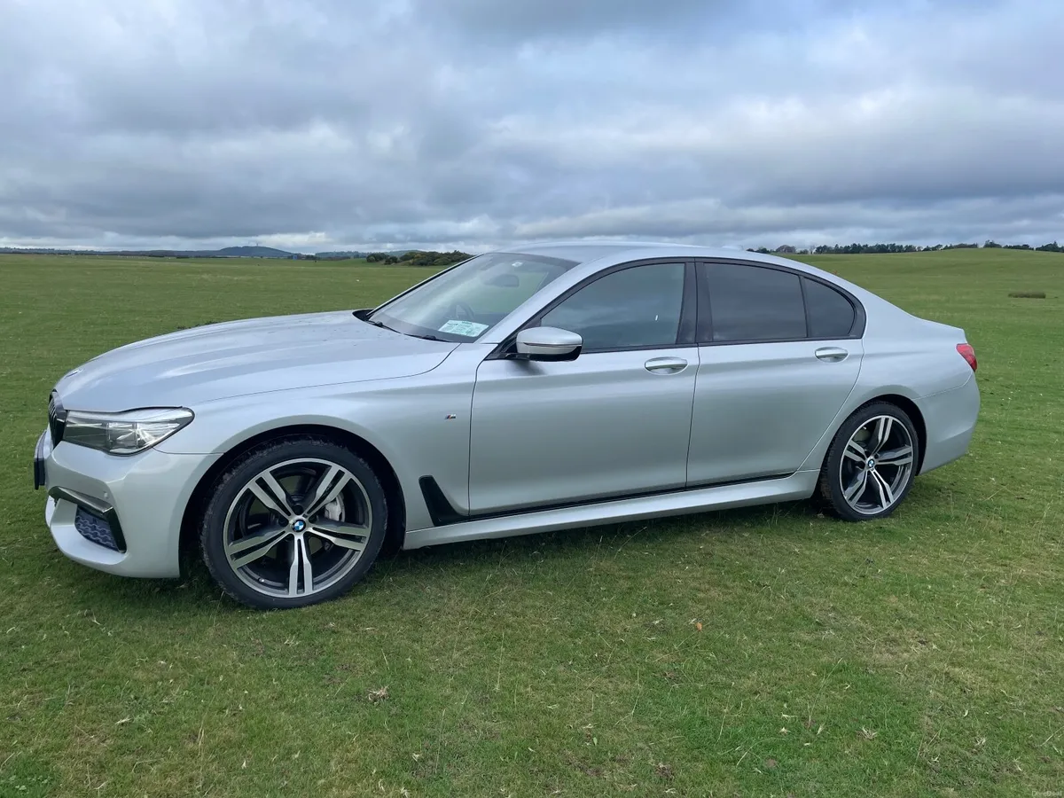 BMW 7-Series 2016 M SPORT - Image 1