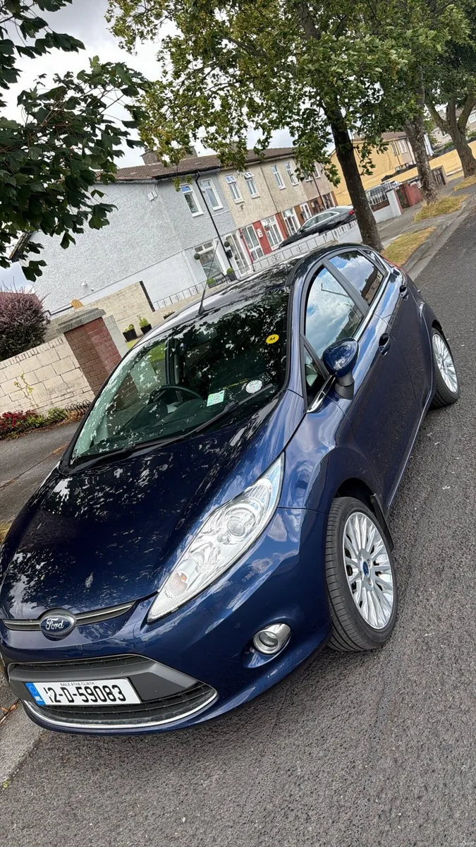 2012 Ford Fiesta Automatic - Image 3
