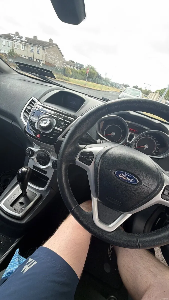 2012 Ford Fiesta Automatic - Image 4