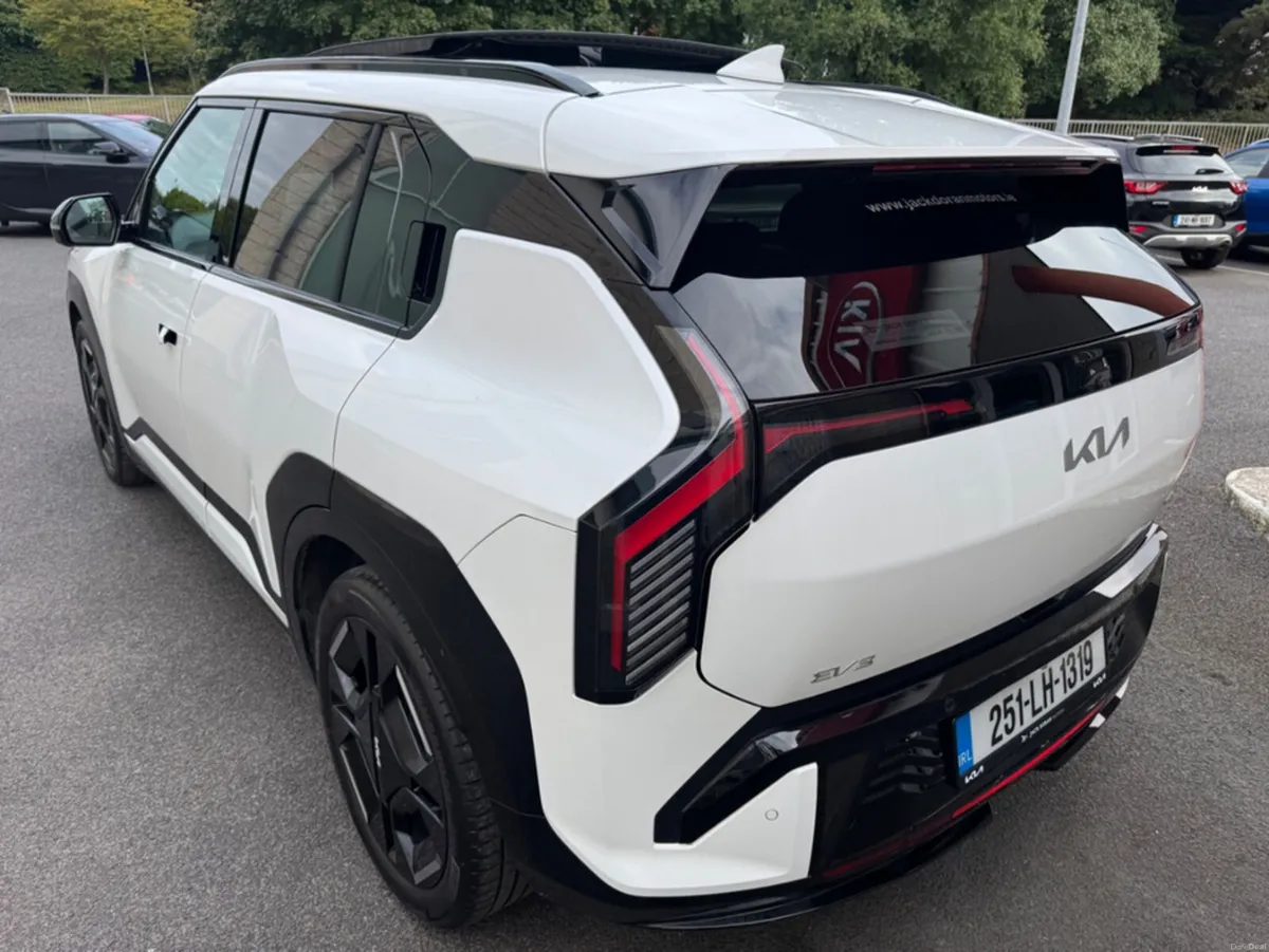 Kia EV3 EARTH GT LINE LONG RANGE***3.9% Finance Av - Image 4