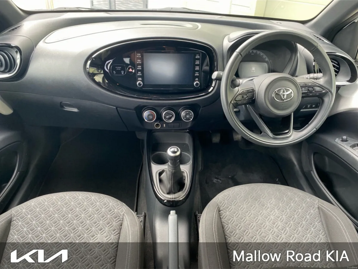 Toyota Aygo X 1.0 DESIGN 4DR - Image 5