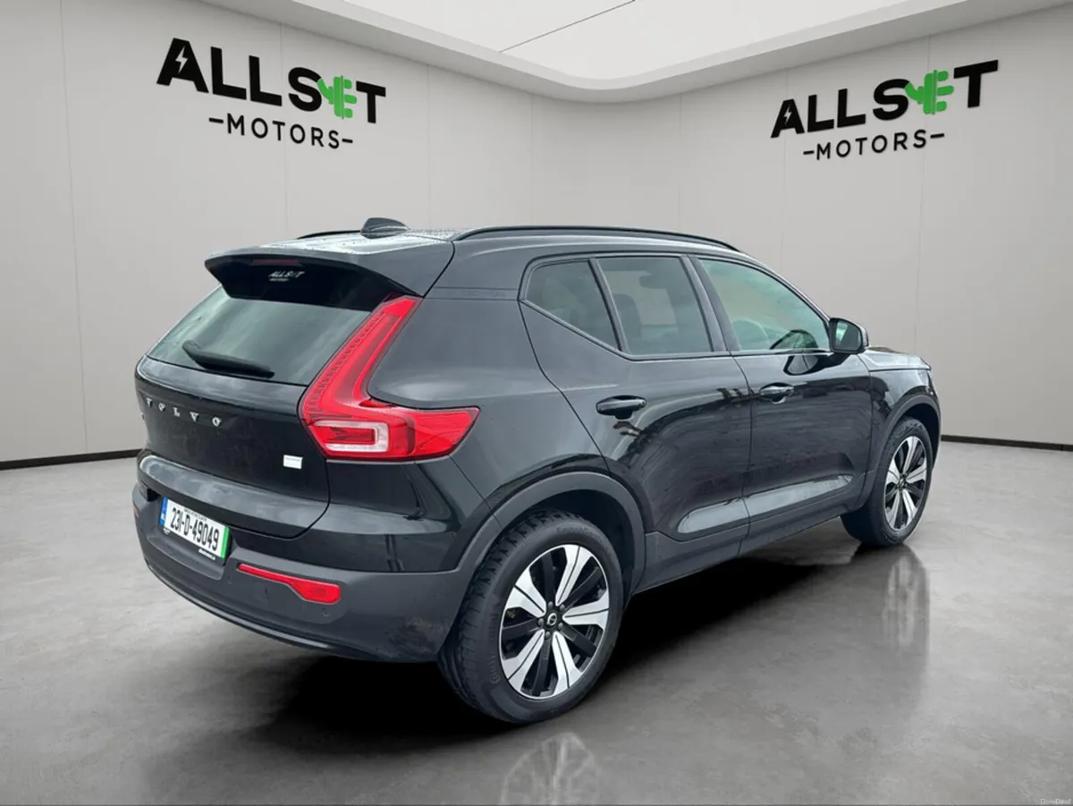 Volvo XC40 E RECHARGE PLUS 228BHP 5DR - Image 6