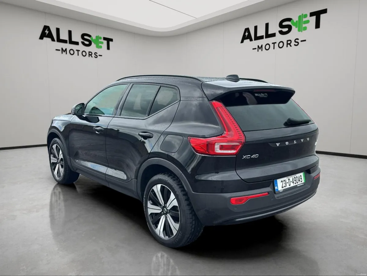 Volvo XC40 E RECHARGE PLUS 228BHP 5DR - Image 4