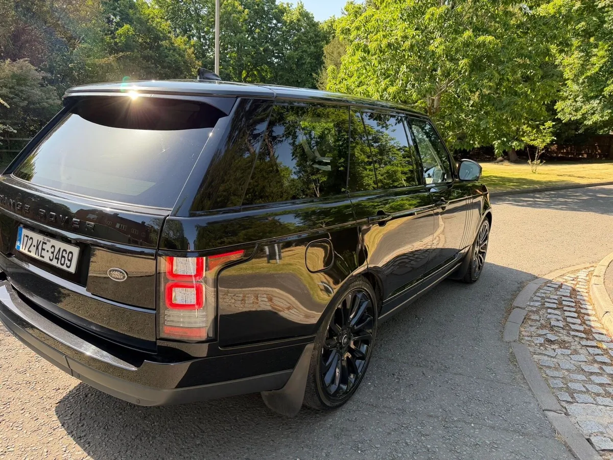 Range Rover - Image 4