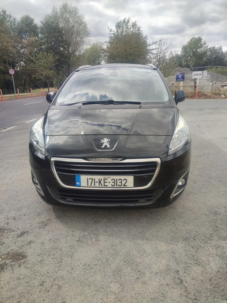 Peugeot 5008 2017 - Image 1