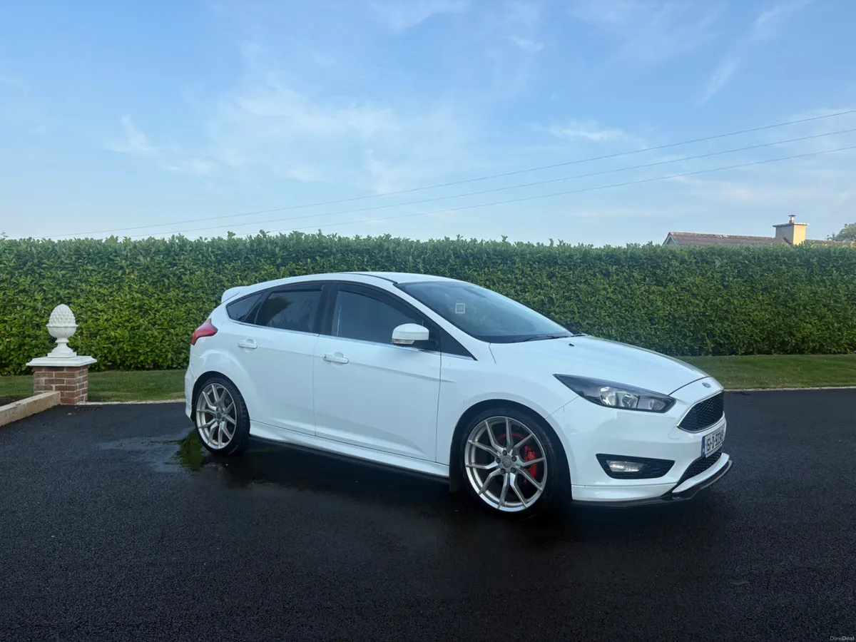 Ford Focus 2015 - Image 3