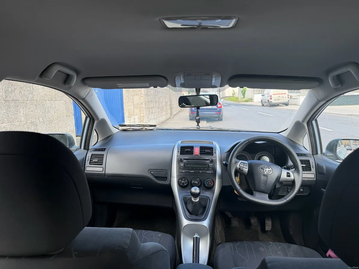 Toyota auris - Image 3