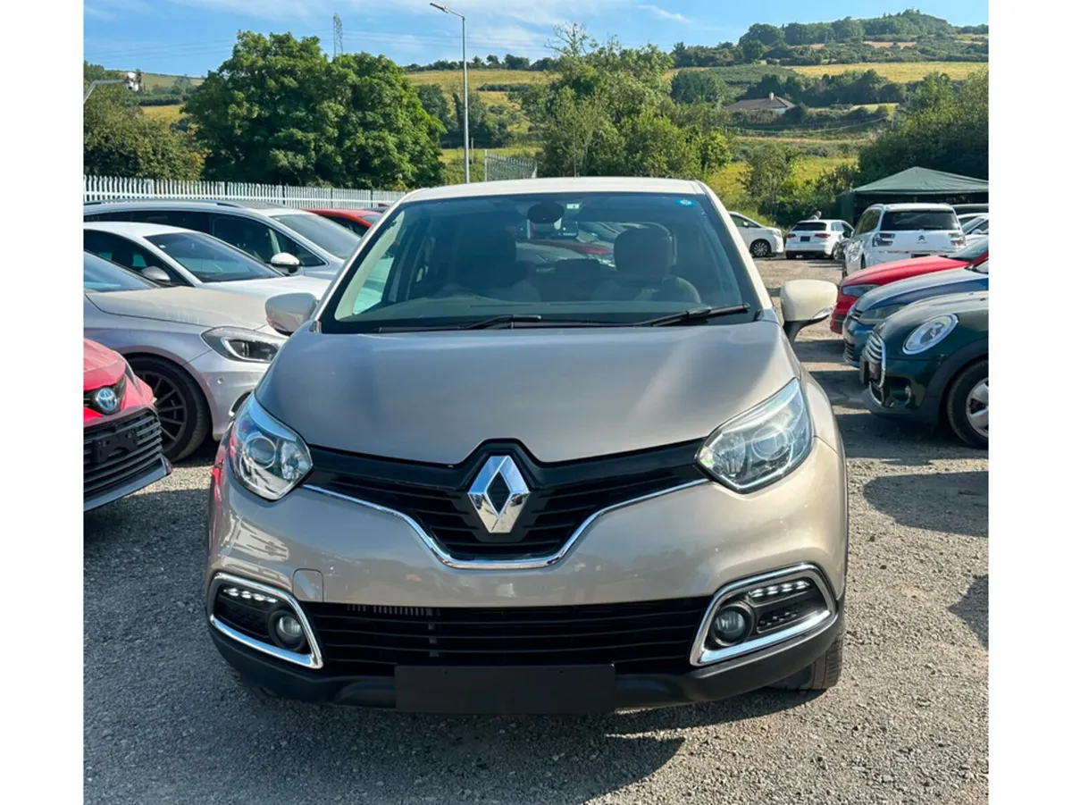 Renault Captur INTENSE 1.2L Petrol Automatic - CRU - Image 2