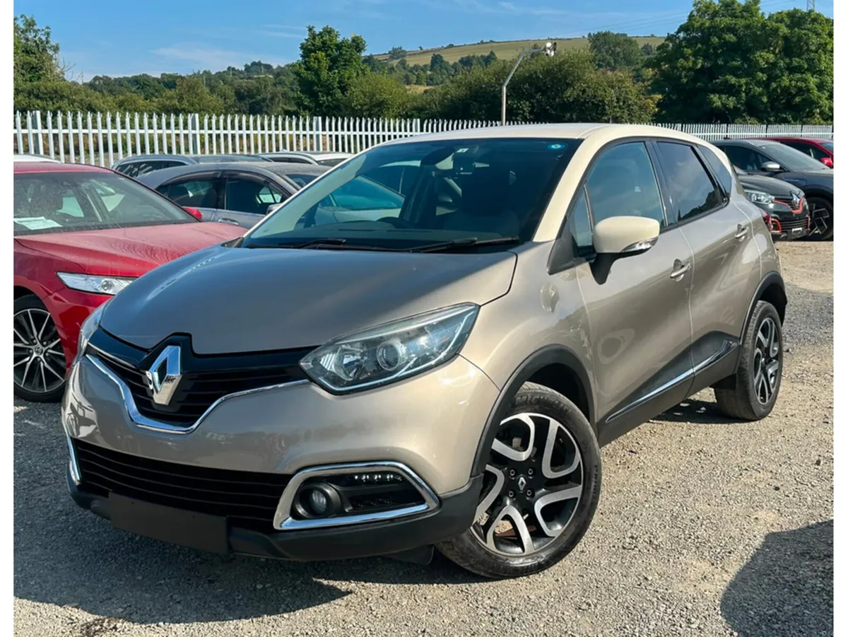 Renault Captur INTENSE 1.2L Petrol Automatic - CRU - Image 3