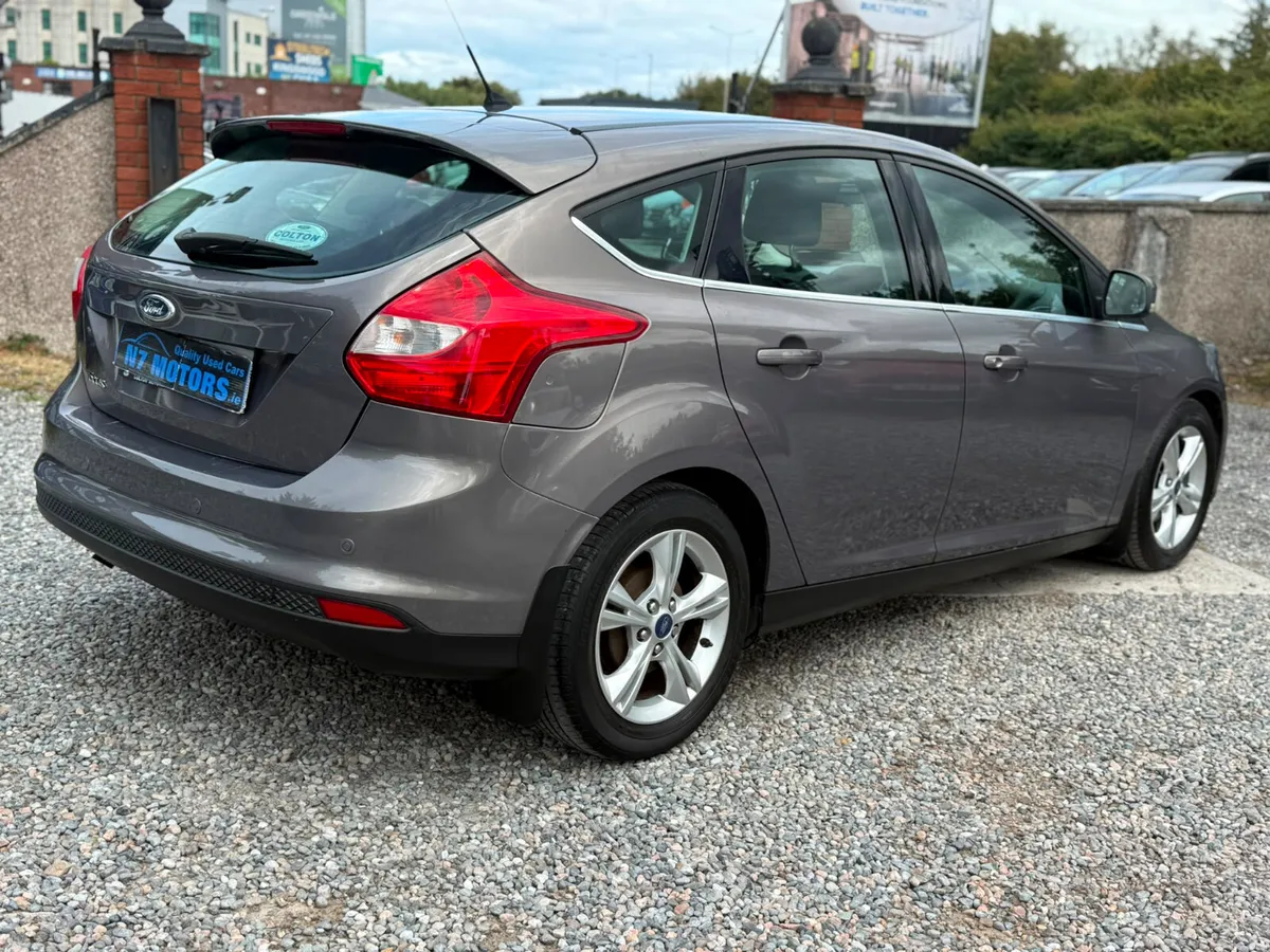 2014 Ford Focus 1.6 ZETEC - Image 3