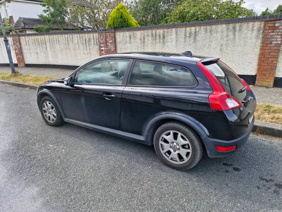 Volvo C30 with tax and nct - Image 3