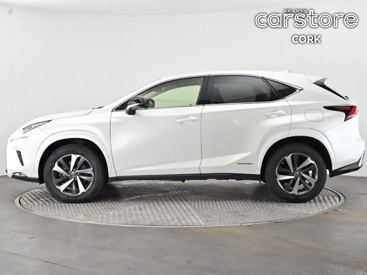 Lexus NX 2.5 300h Hybrid Auto - Image 6