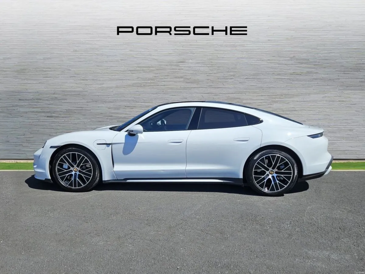 Porsche Taycan Taycan Turbo - Image 3
