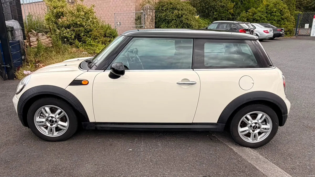 MINI Cooper 2011 1.6 Petrol Auto - Image 6