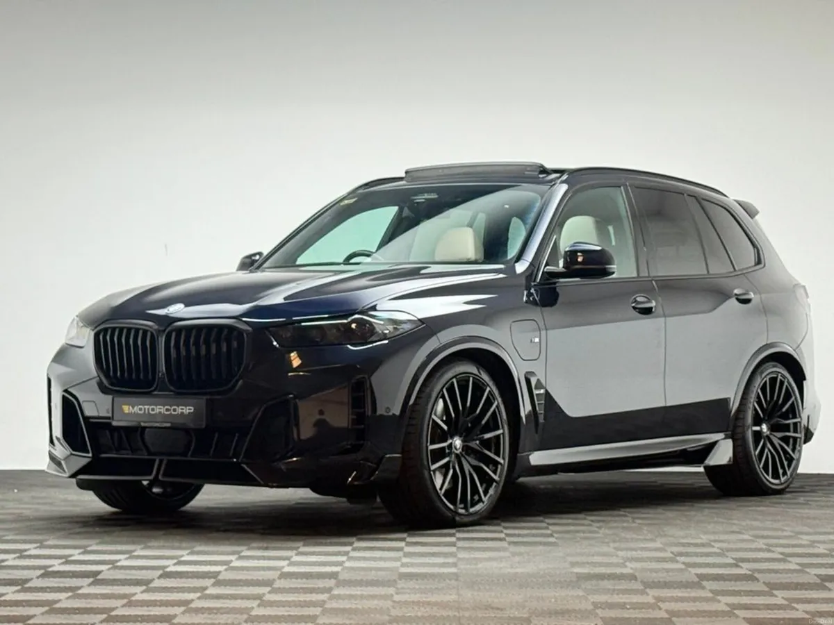 BMW X5 50E M SPORT PRO *PAN ROOF* - Image 3