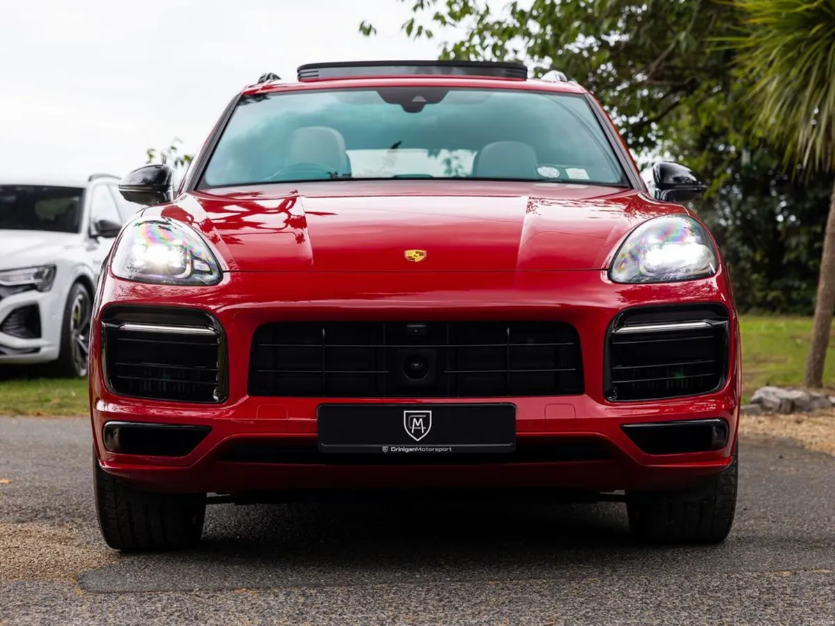 Porsche Cayenne 3.0 V6 E-Hybrid - Image 4