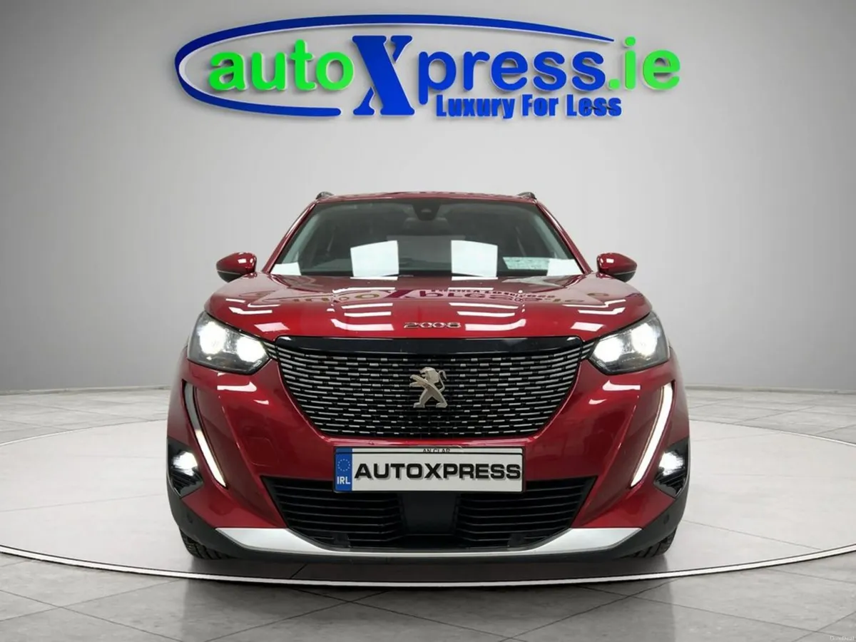 Peugeot 2008 1.2 Allure, Manual, Petrol - Image 3