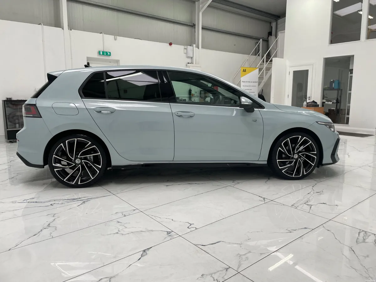 2025 Volkswagen Golf R-Line - Image 2