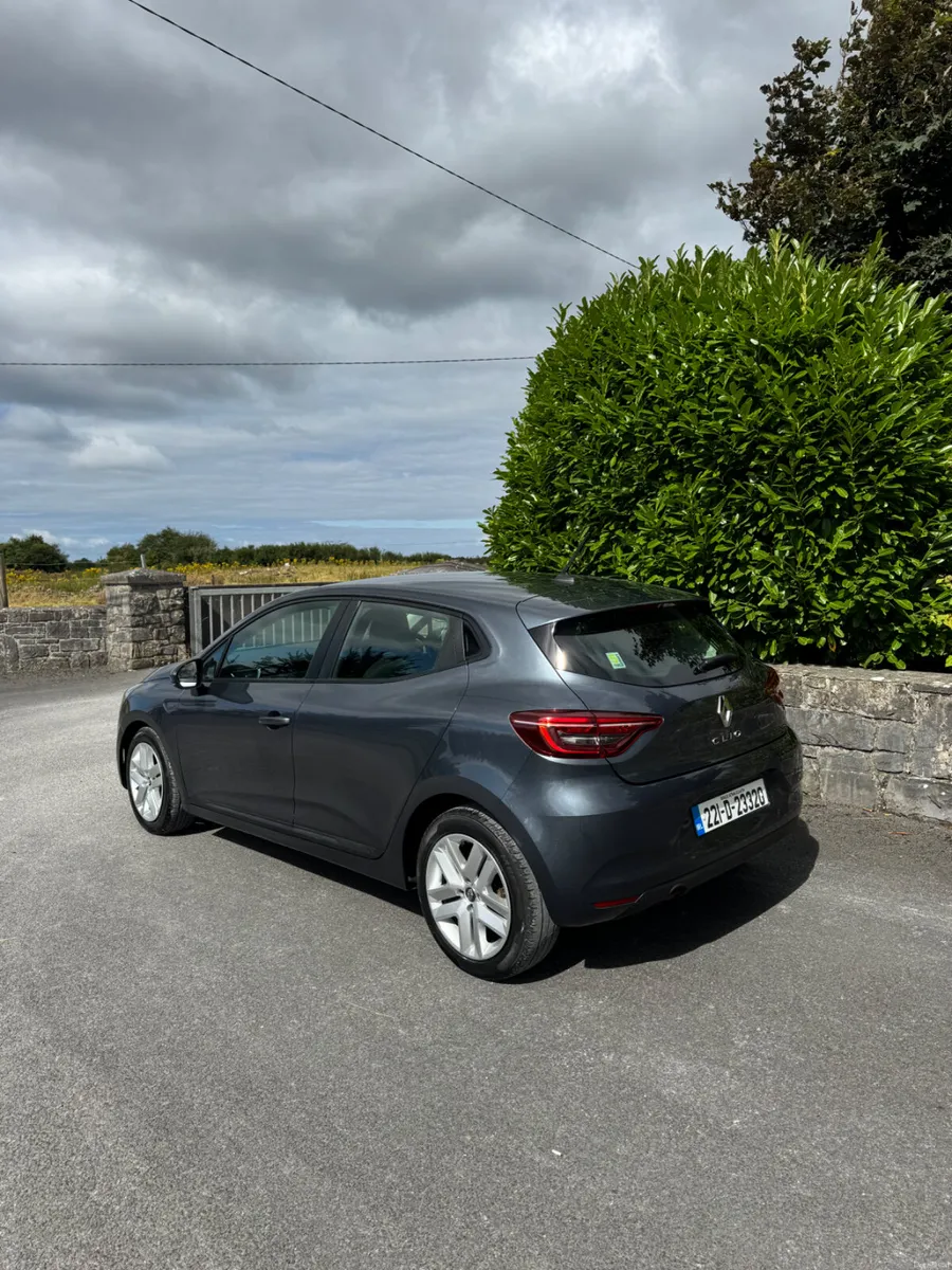 Renault Clio 2022 - Image 5