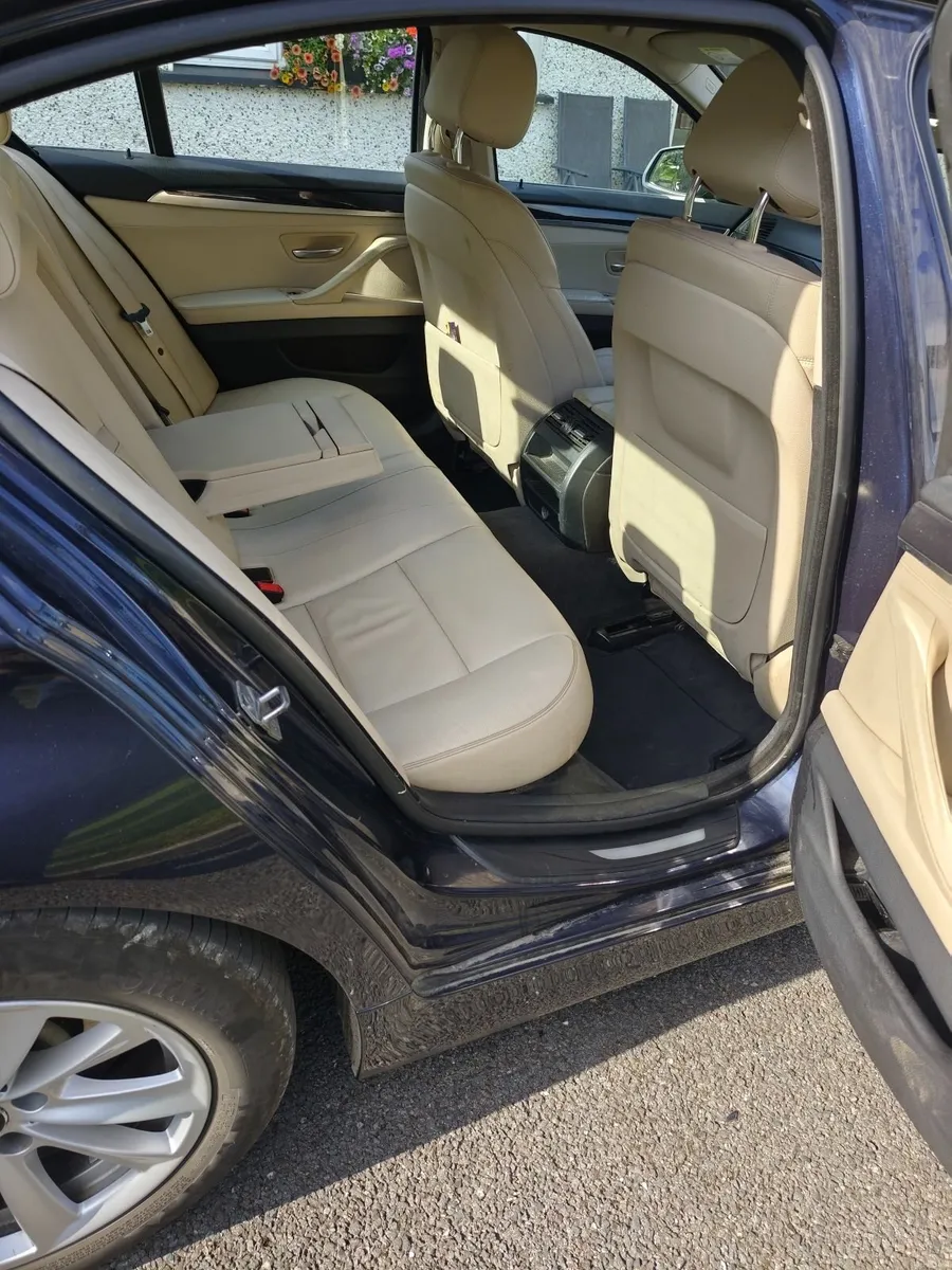 BMW 5-Series 2015 - Image 4