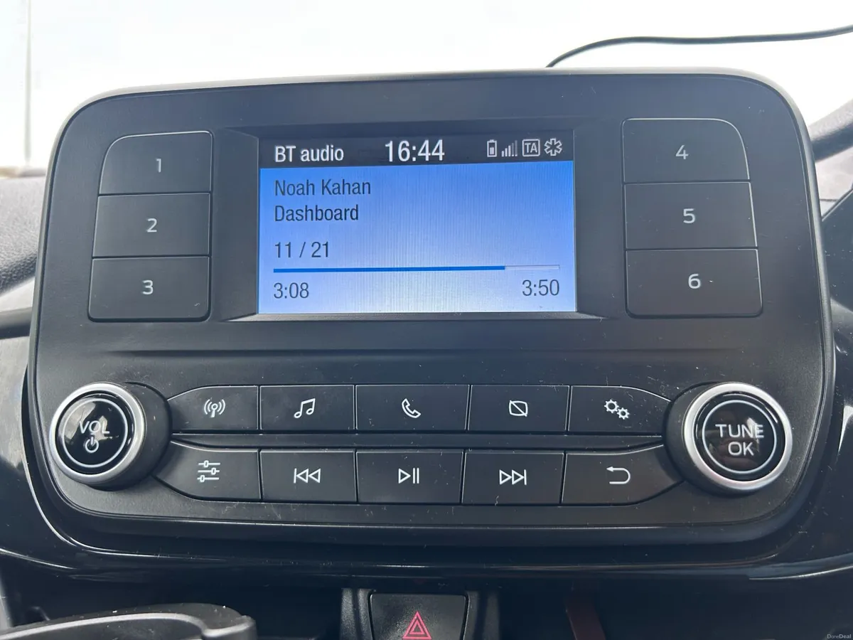 Ford Fiesta 2019 - Image 6