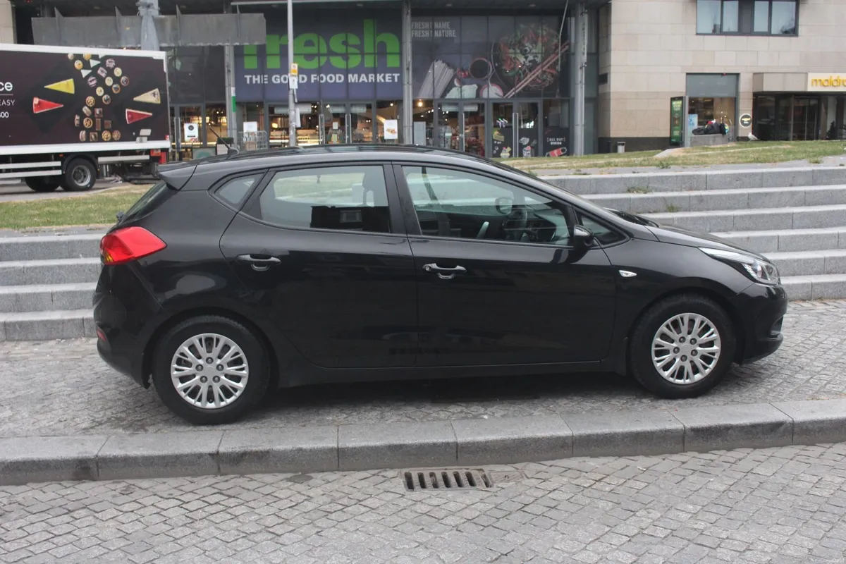 Kia Ceed 2015 1.4 TX Petrol - Image 2