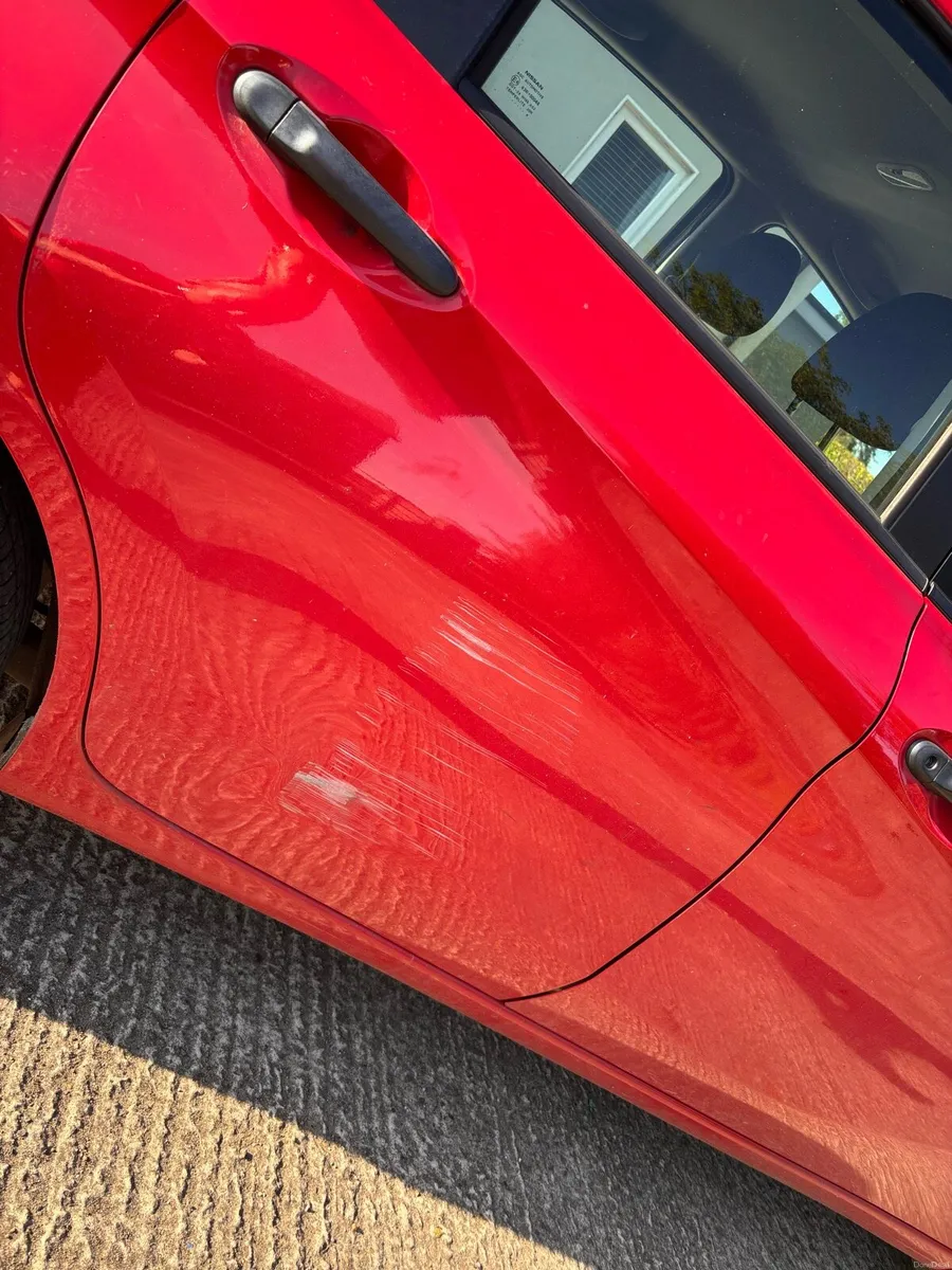 Car - Image 5