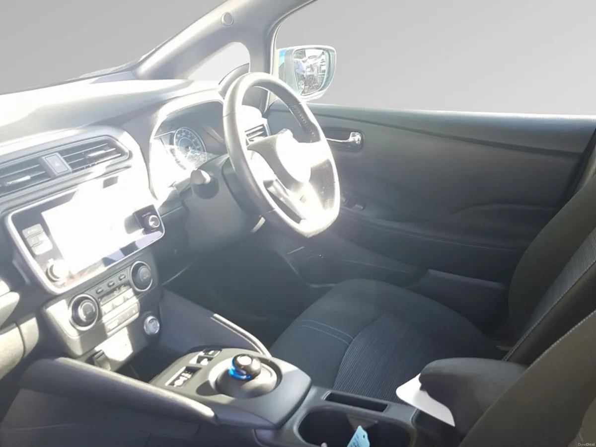 Nissan Leaf Leaf SV 40 kWh - Image 4