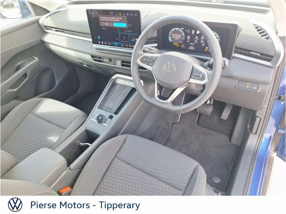 Volkswagen T-Roc LIFE 1.5TSI 116HP MHEV - Image 2