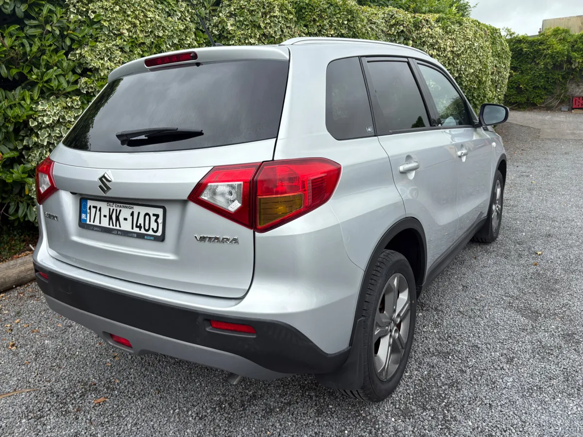 Suzuki Vitara 2017 Petrol - Image 3