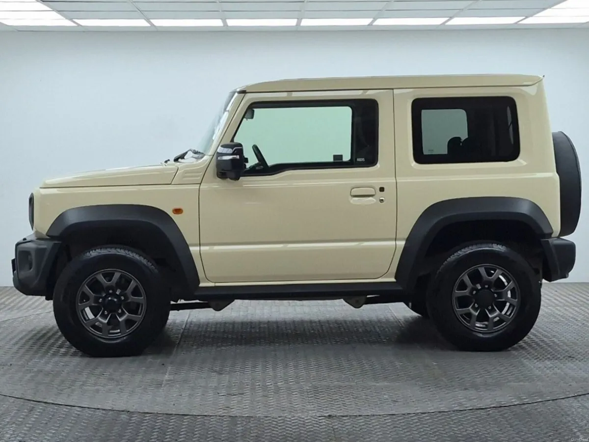 Suzuki Jimny Sierra - Image 5