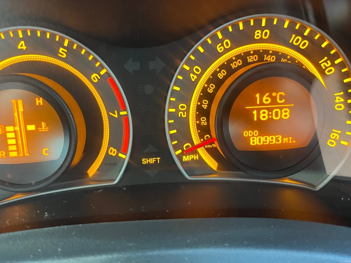 Toyota Auris 2009 - Image 1