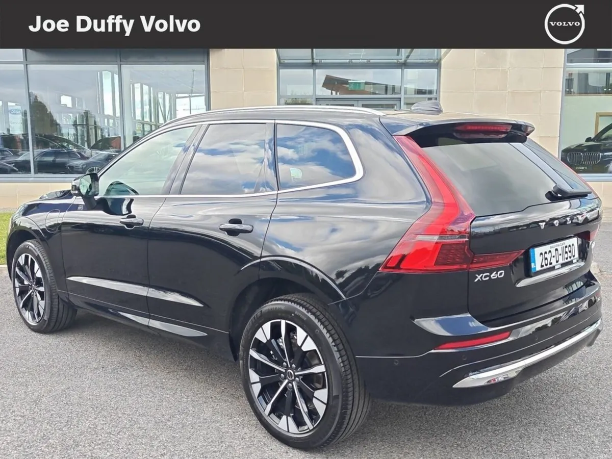 Volvo XC60 Plus Bright T6 PHEV - Image 2