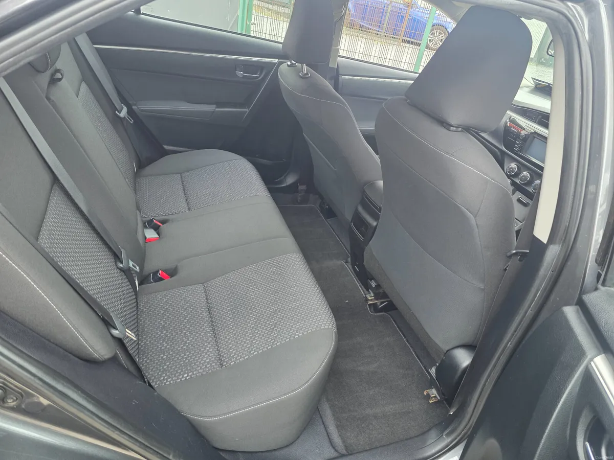 Toyota Corolla 2014 - Image 6