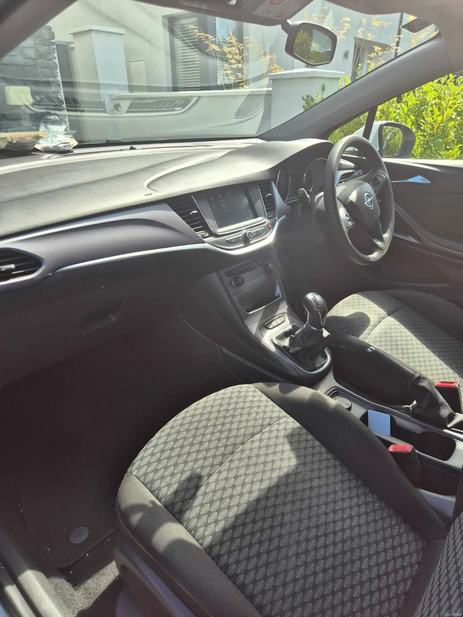 Opel Astra 2016 - Image 3