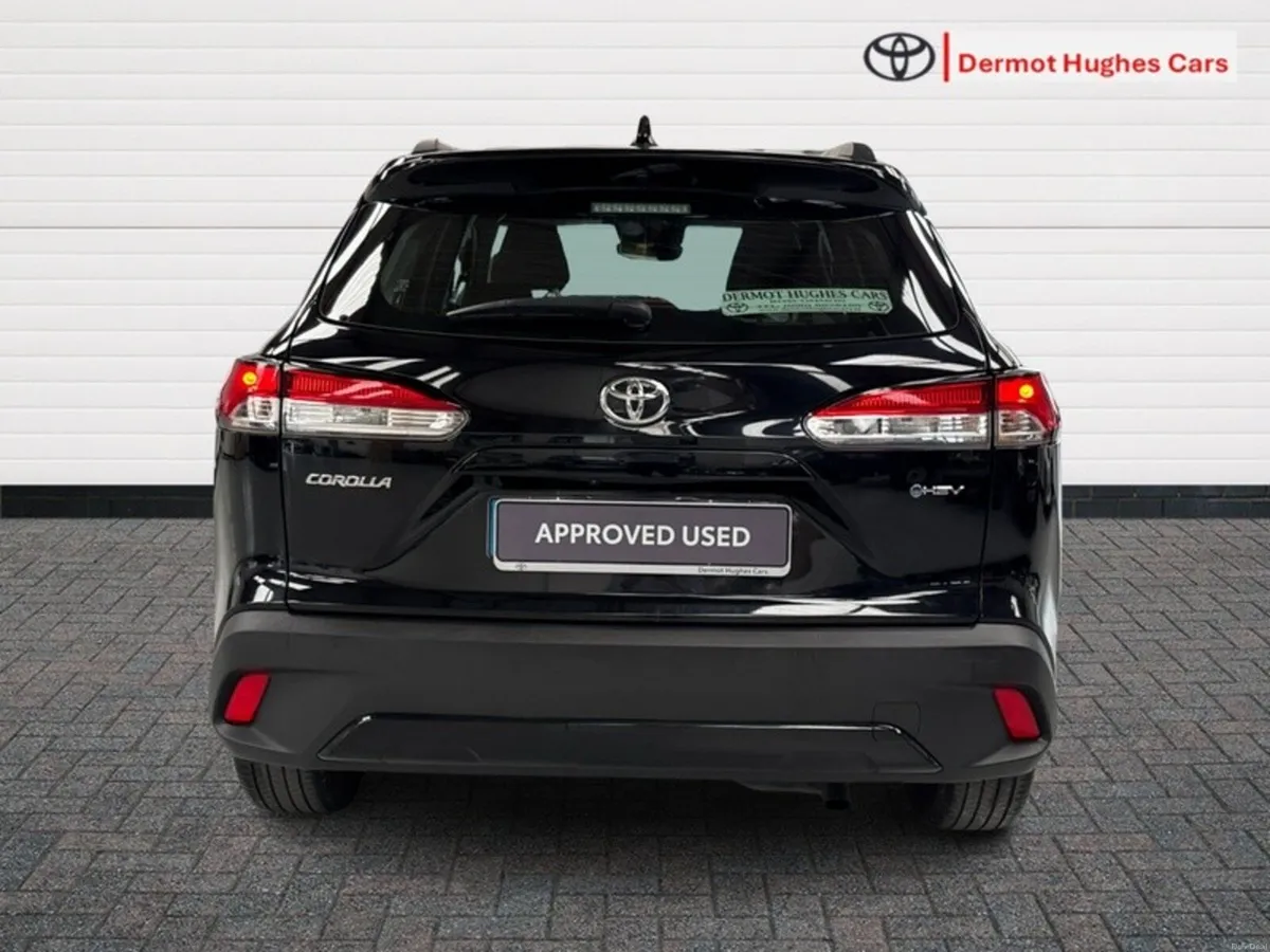 Toyota Corolla Cross CROSS 1.8 LUNA - Image 4