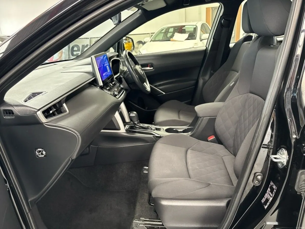 Toyota Corolla Cross CROSS 1.8 LUNA - Image 6