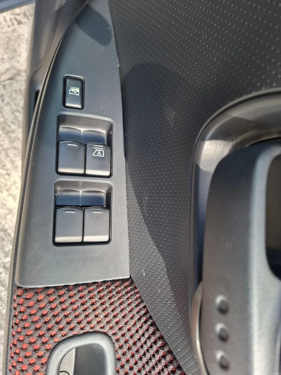 Nissan Note 2008 - Image 1