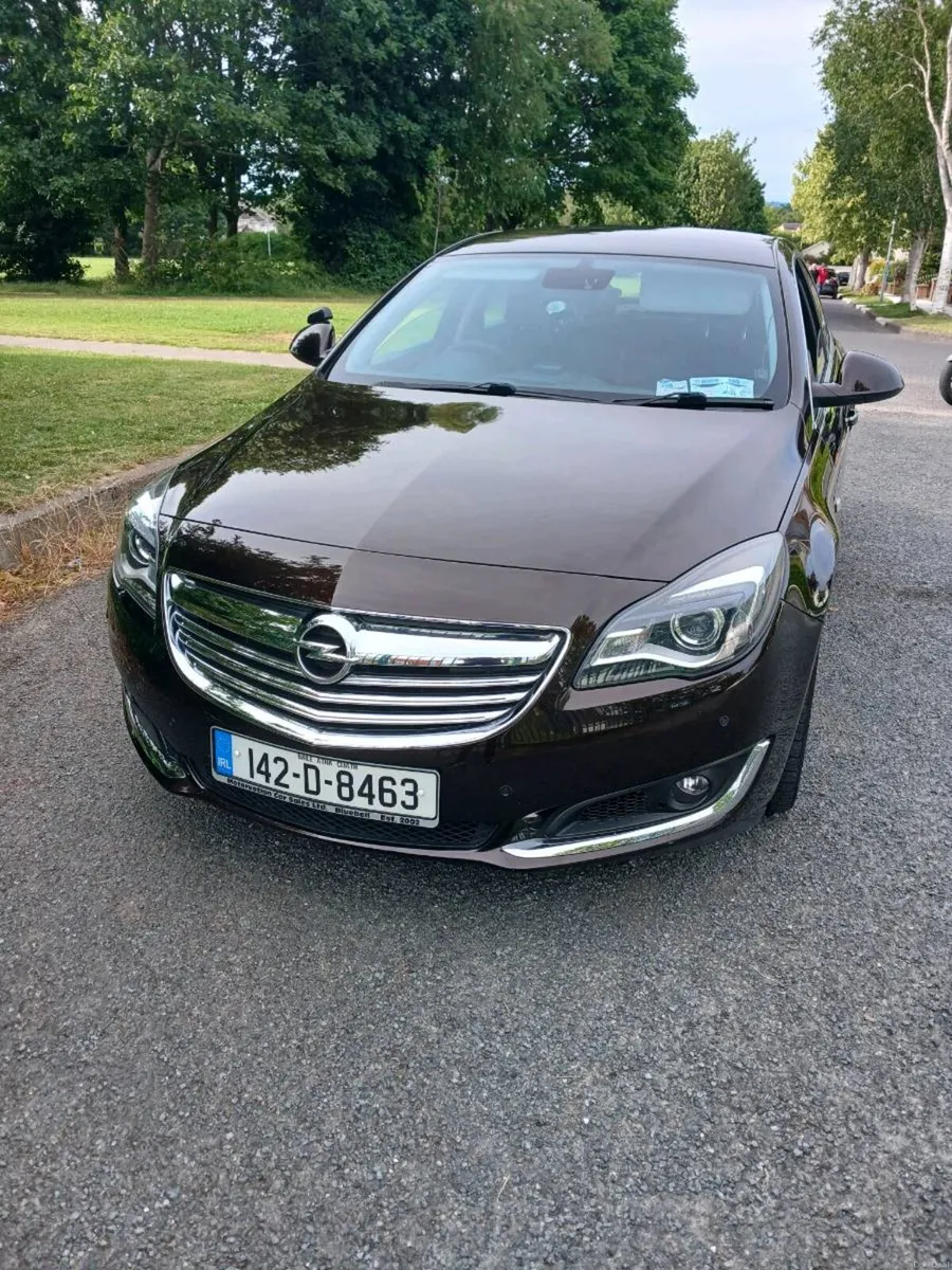 Opel Insignia - Image 1