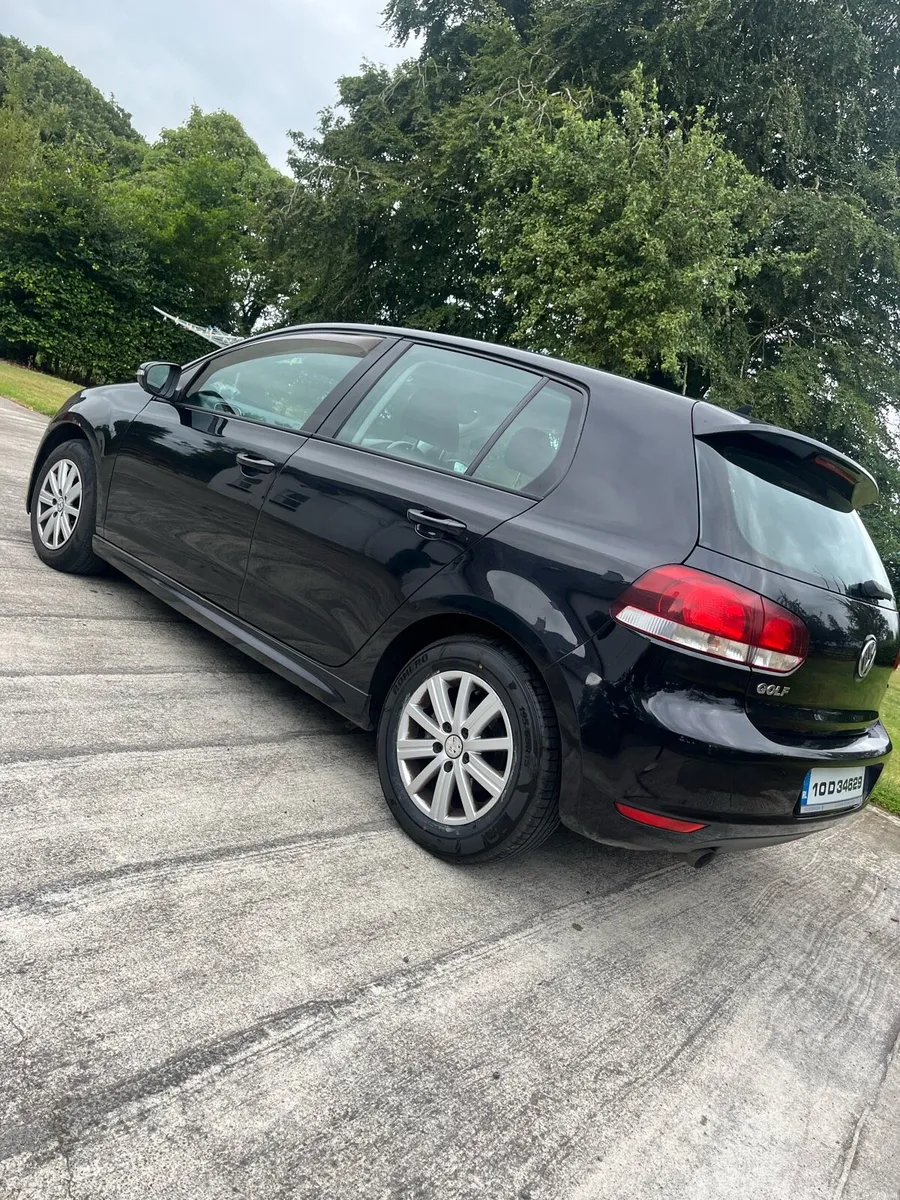 Black Golf - Image 1