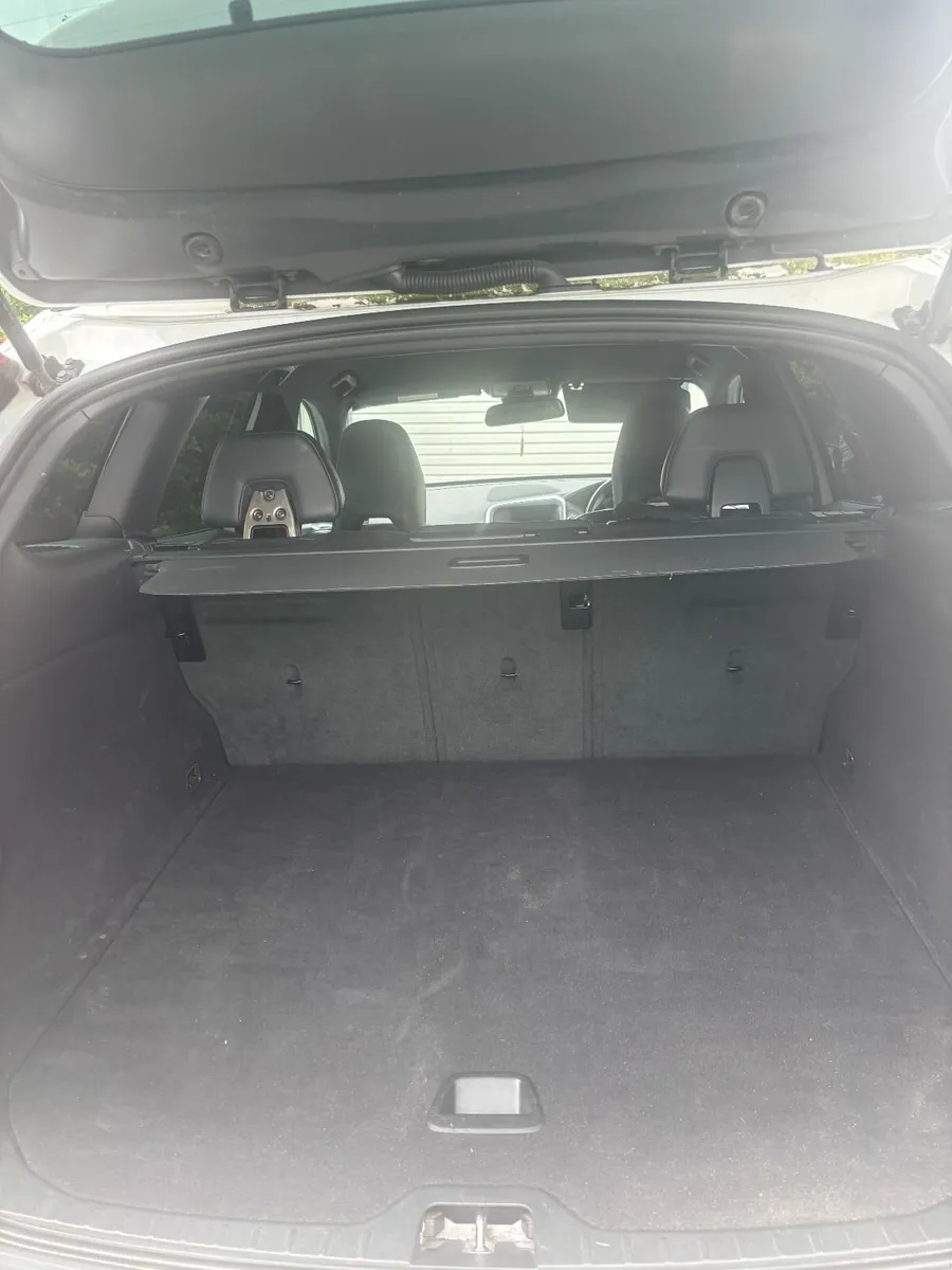 Volvo XC60 2017 - Image 3