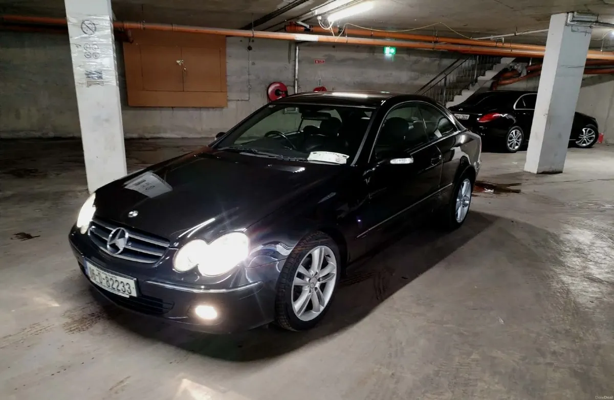 Mercedes-Benz CLK 2006 - Image 2
