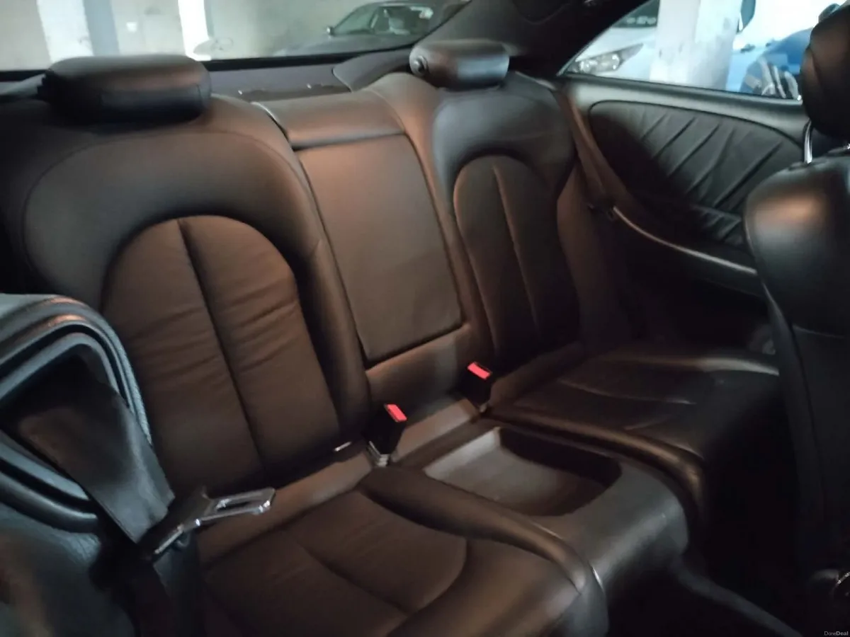 Mercedes-Benz CLK 2006 - Image 6