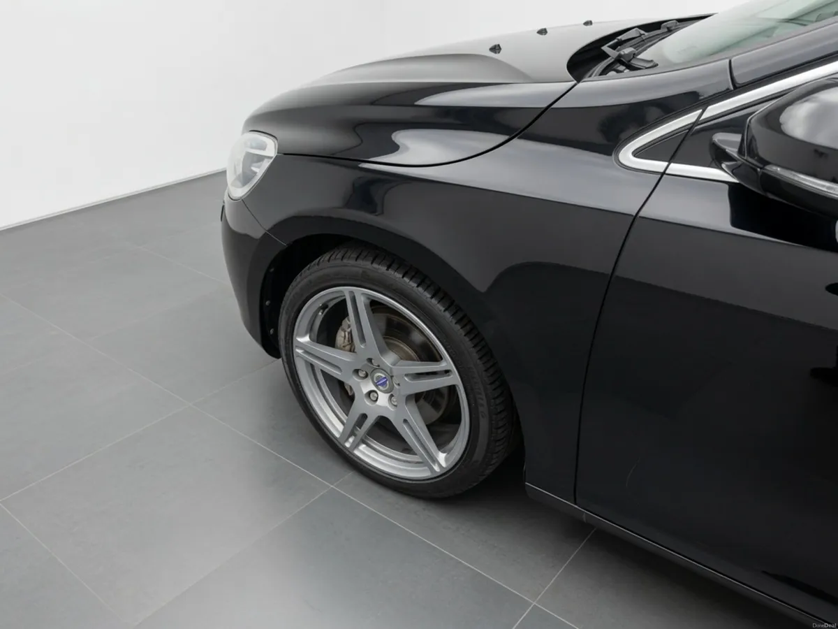 Volvo V40 2014 - Image 5