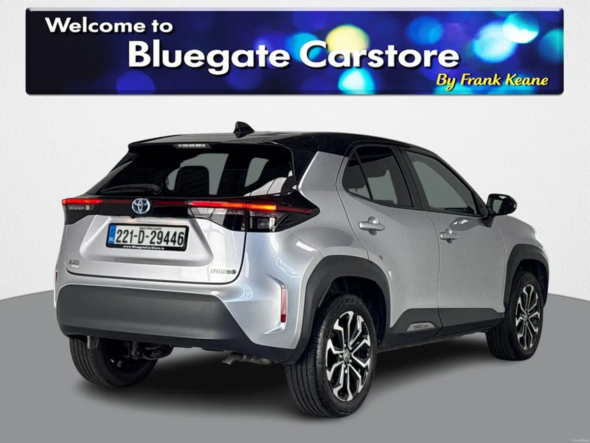 Toyota Yaris Cross CR CROSS LUNA SPORT**MULTIFUNCT - Image 4