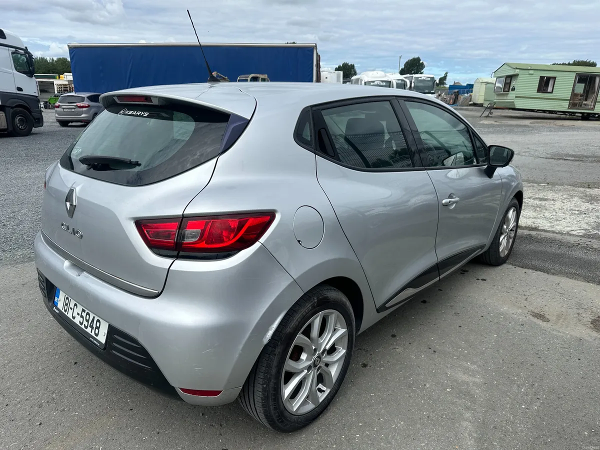 Renault Clio 2018 Manual petrol - Image 4
