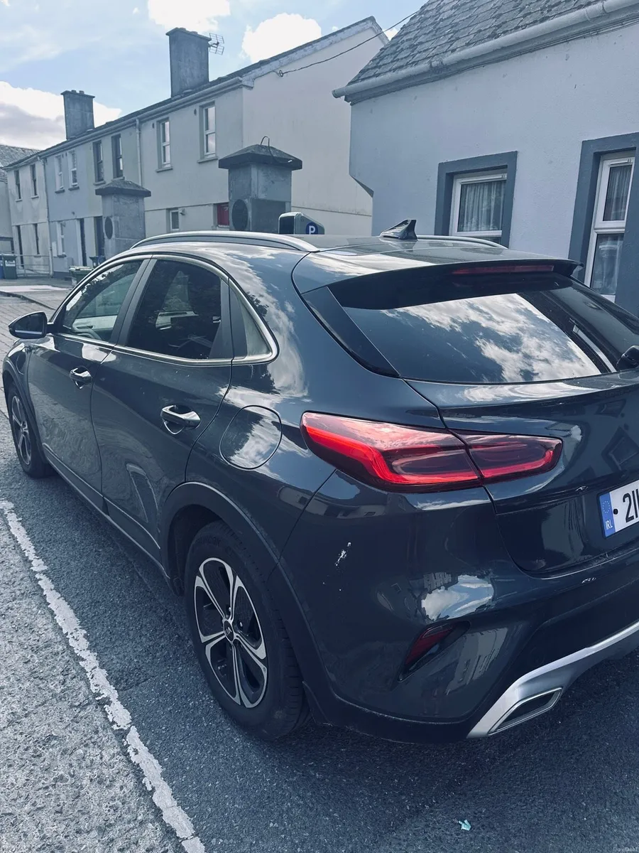 Kia xceed plugin hybrid - Image 2