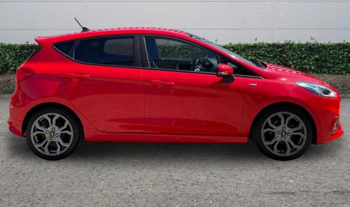 201 Ford Fiesta 1.1 ST LINE - Image 1