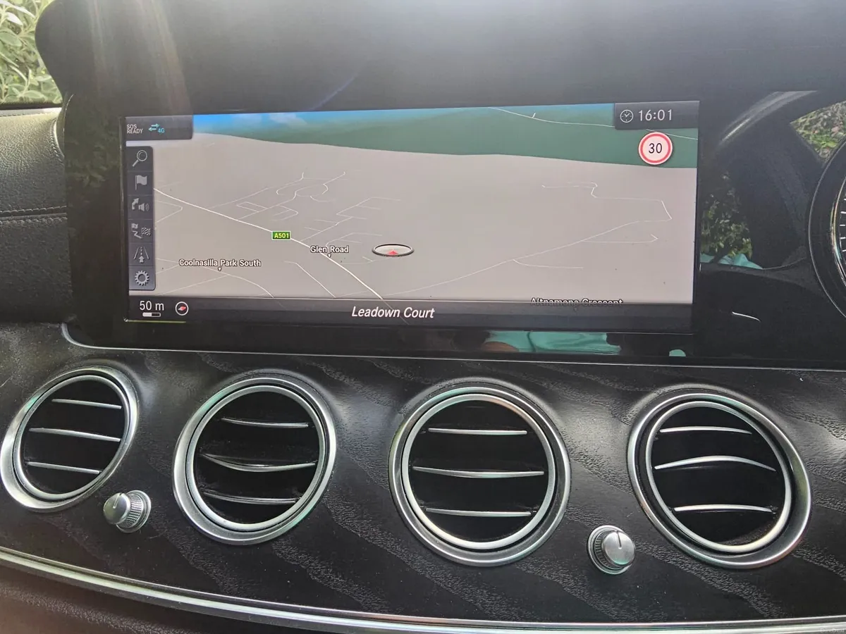 2018 MERCEDES E220D AMG LINE 9 SPEED AUTO - Image 3